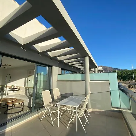 Apartment Beautiful With In & Outdoor Pool