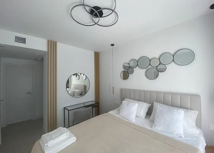 Apartamento Beautiful With In & Outdoor Pool *